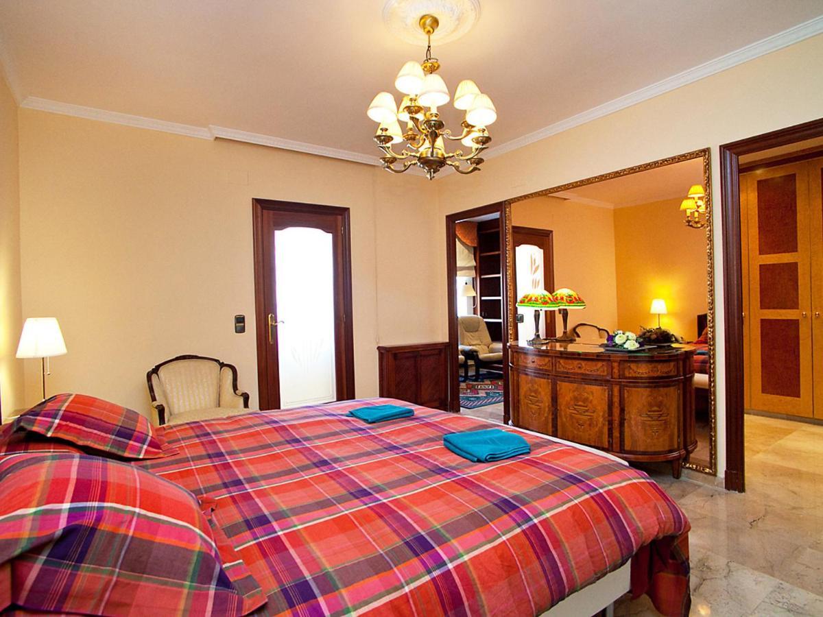 Apartment Pg Gracia - Valencia By Interhome Барселона Экстерьер фото